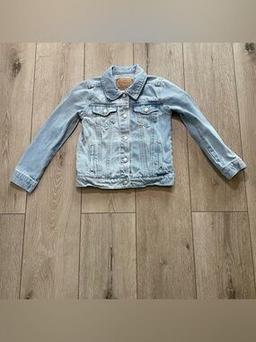 Levi's Girls Denim Trucker Jacket Light Wash Size 6